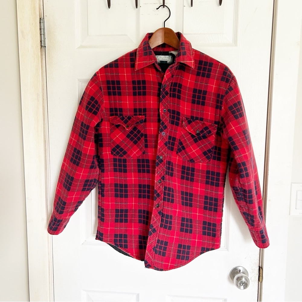 Vintage Red and Blue Plaid Shirt Jacket lightly lined  Barn Jacket Fall Unisex